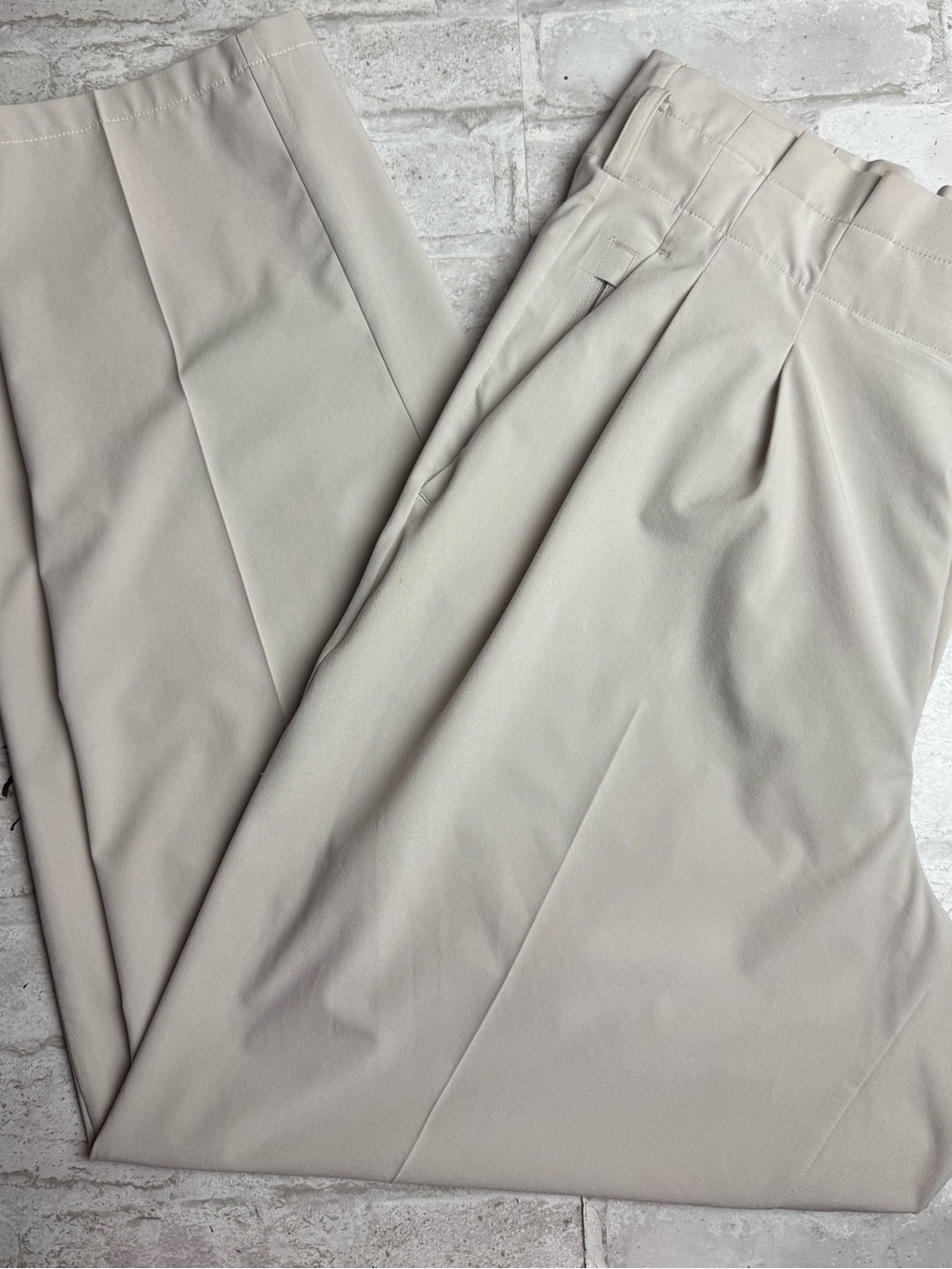 ATHLETA SKYLINE PANT II Pants Womens 10T Ankle Zip Ivory Beige Zippered Pocket😍